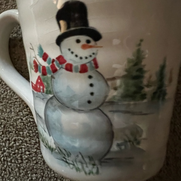 Maxcerna Holiday Coffee Mug, Snowman Family - Picture 4 of 7